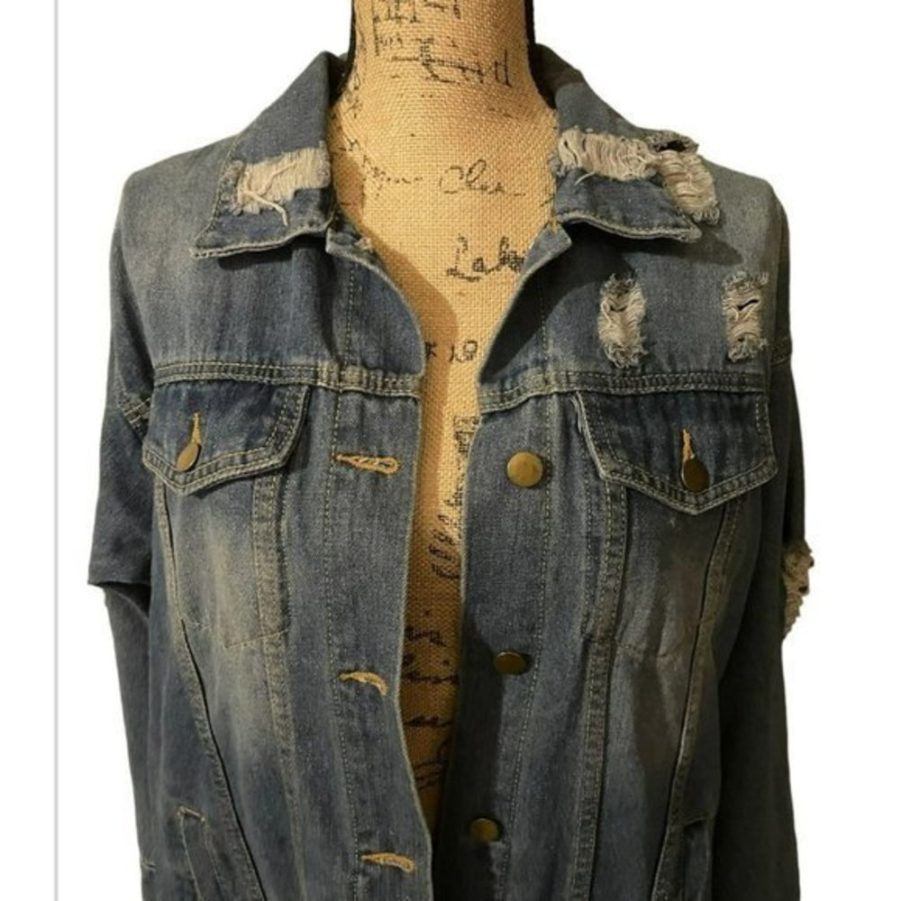 Oversized Distressed Jean Jacket - Picture 3 of 7